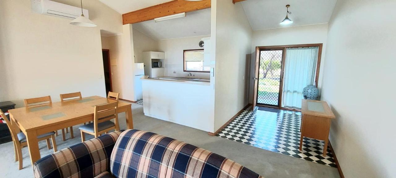 Barmera Lake Resort Motel Экстерьер фото