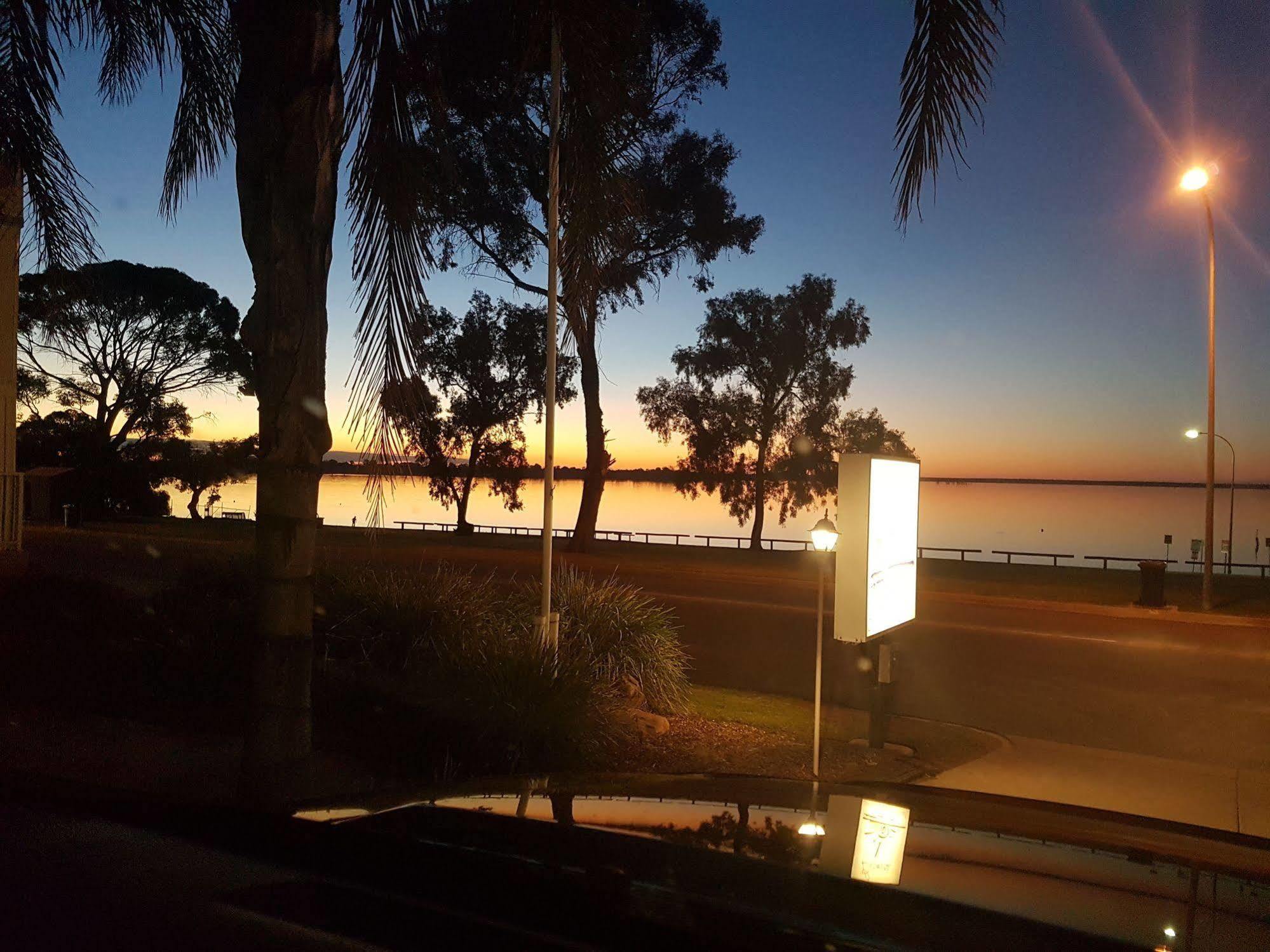 Barmera Lake Resort Motel Экстерьер фото